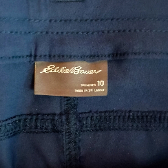 Women's Eddie Bauer Rainier Waterproof Active Shorts, navy - Picture 2 of 7